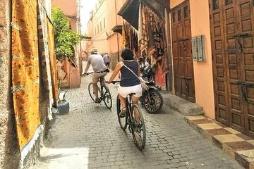 Biking Tour in the Medina & Palm Groves photo 2